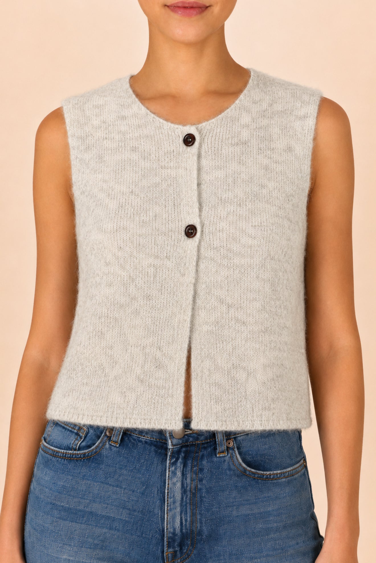 TILLAND OFF-WHITE VEST