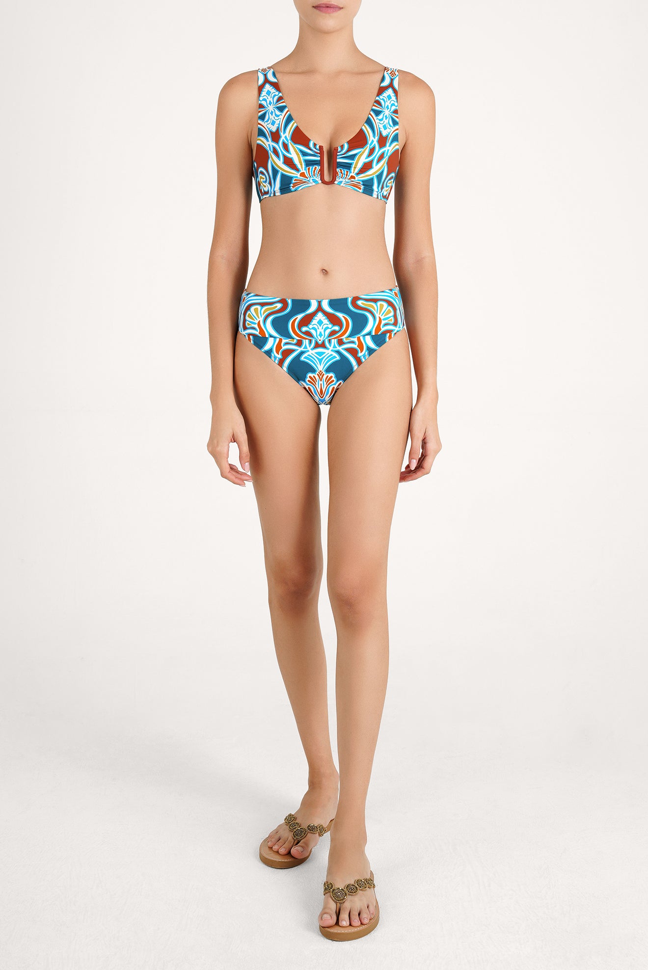 Top Escote V Accesorio Amira