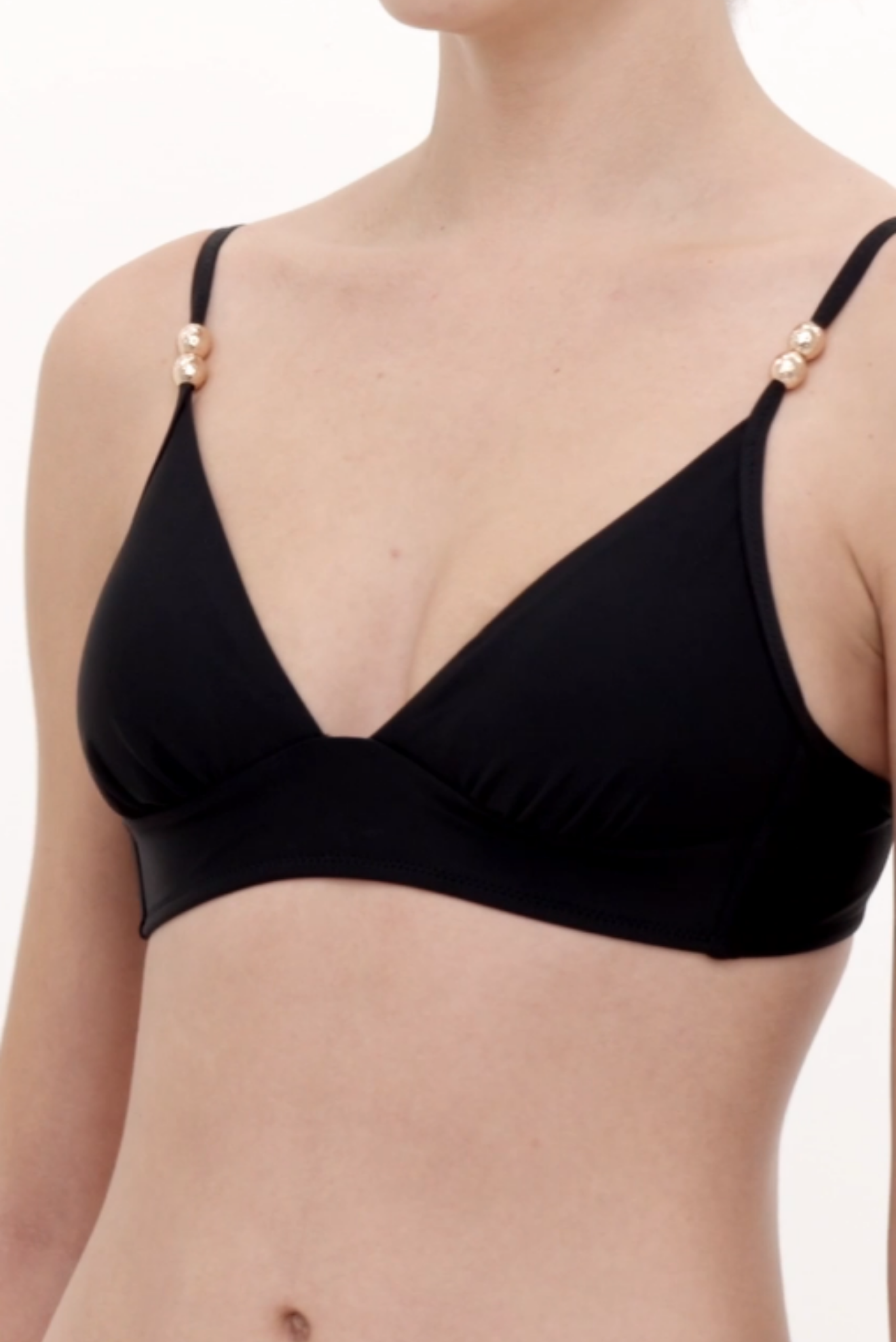 Top Triángulo Faja Detalles Metálicos Negro
