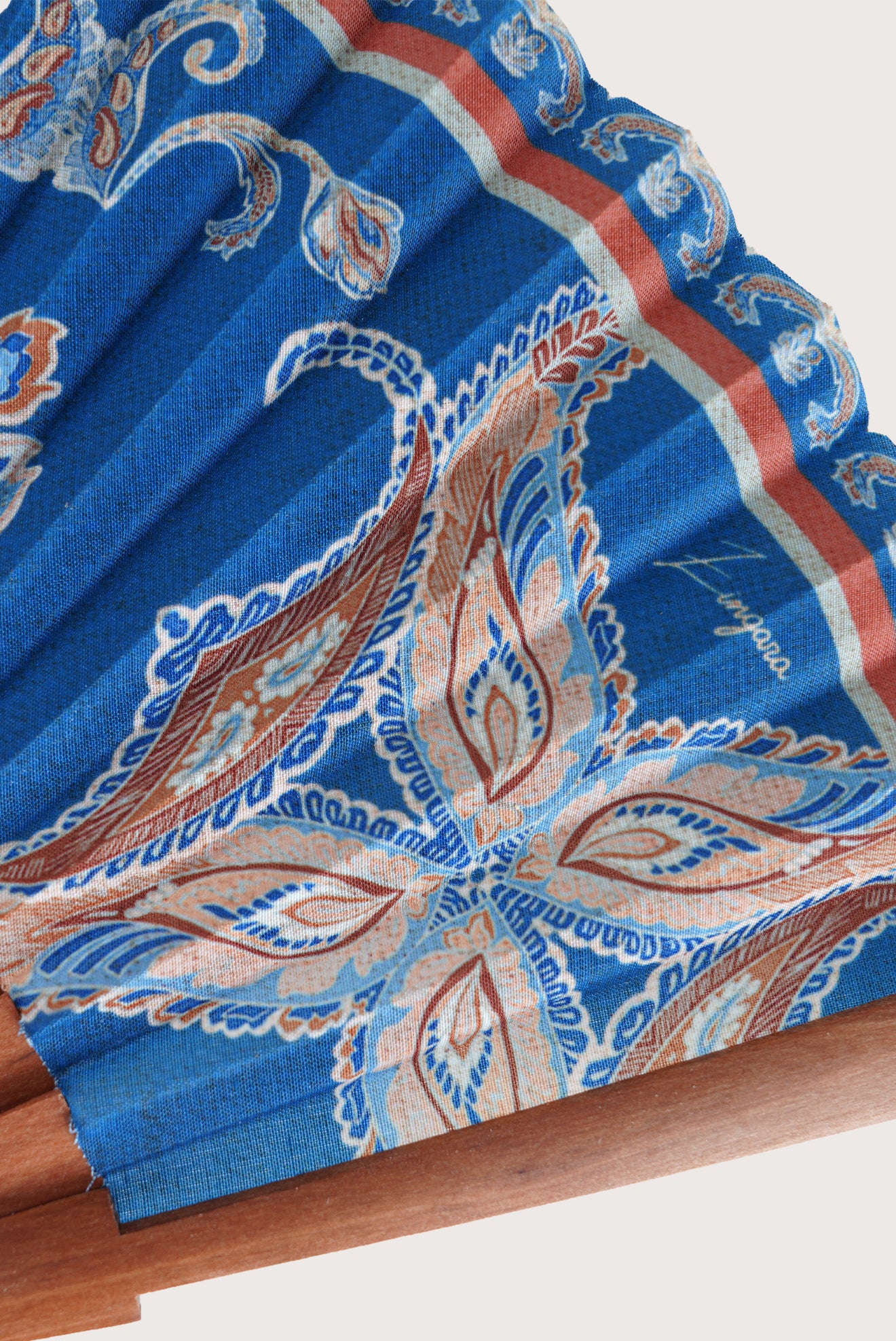 Hand Fan Siraya