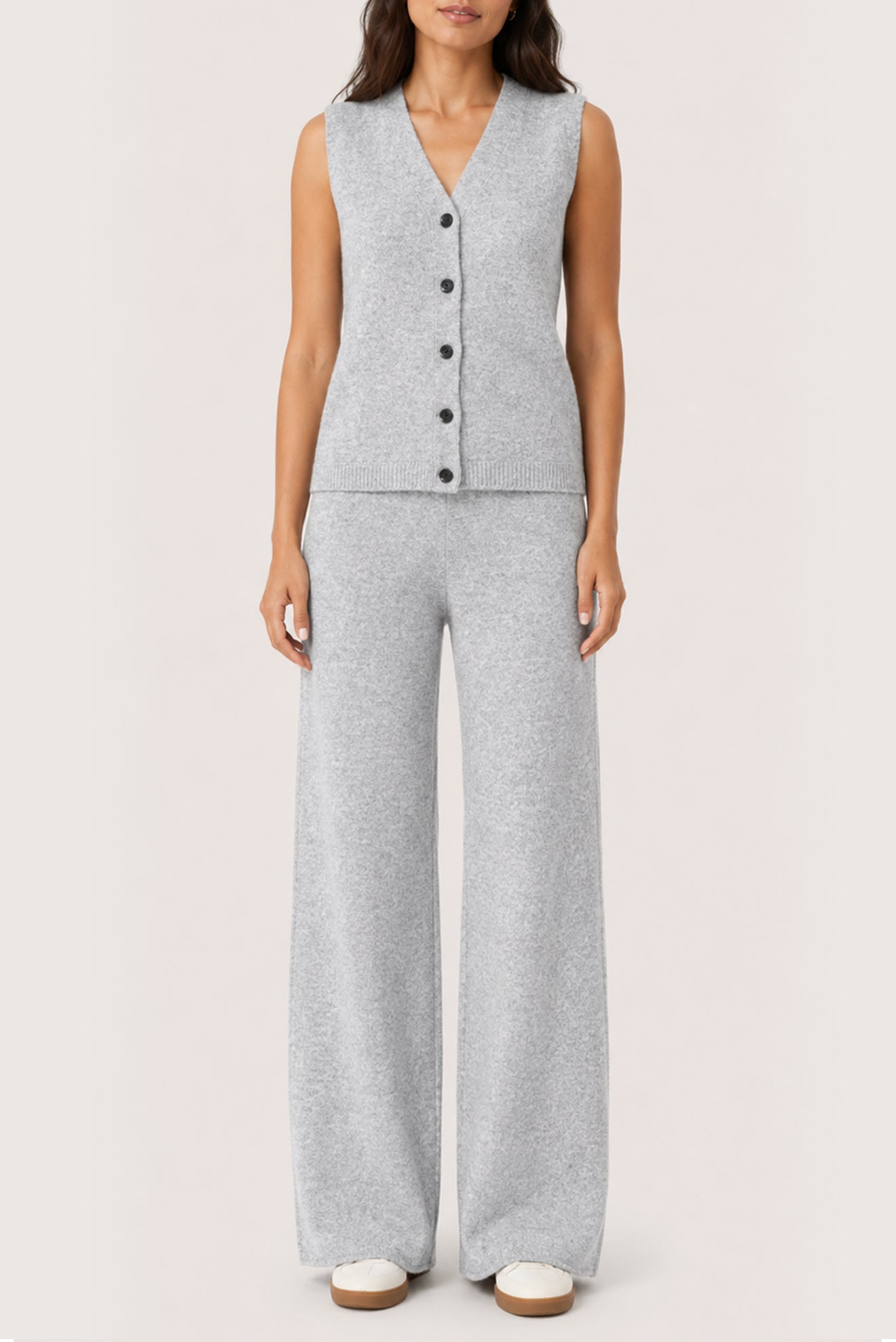 CONJUNTO GRIS LAELIA