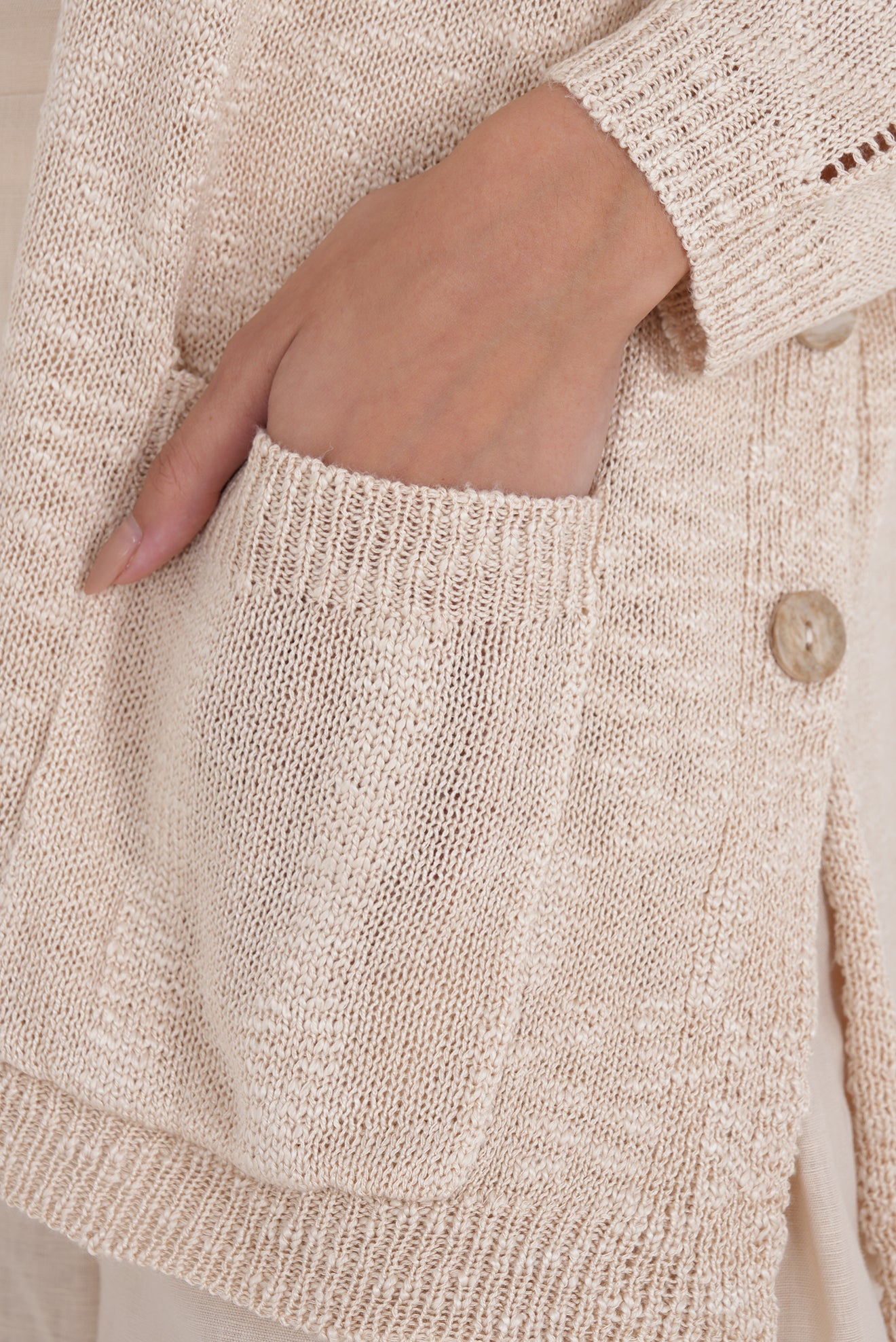 CARDIGAN WITH IVORY PEARL POCKETS