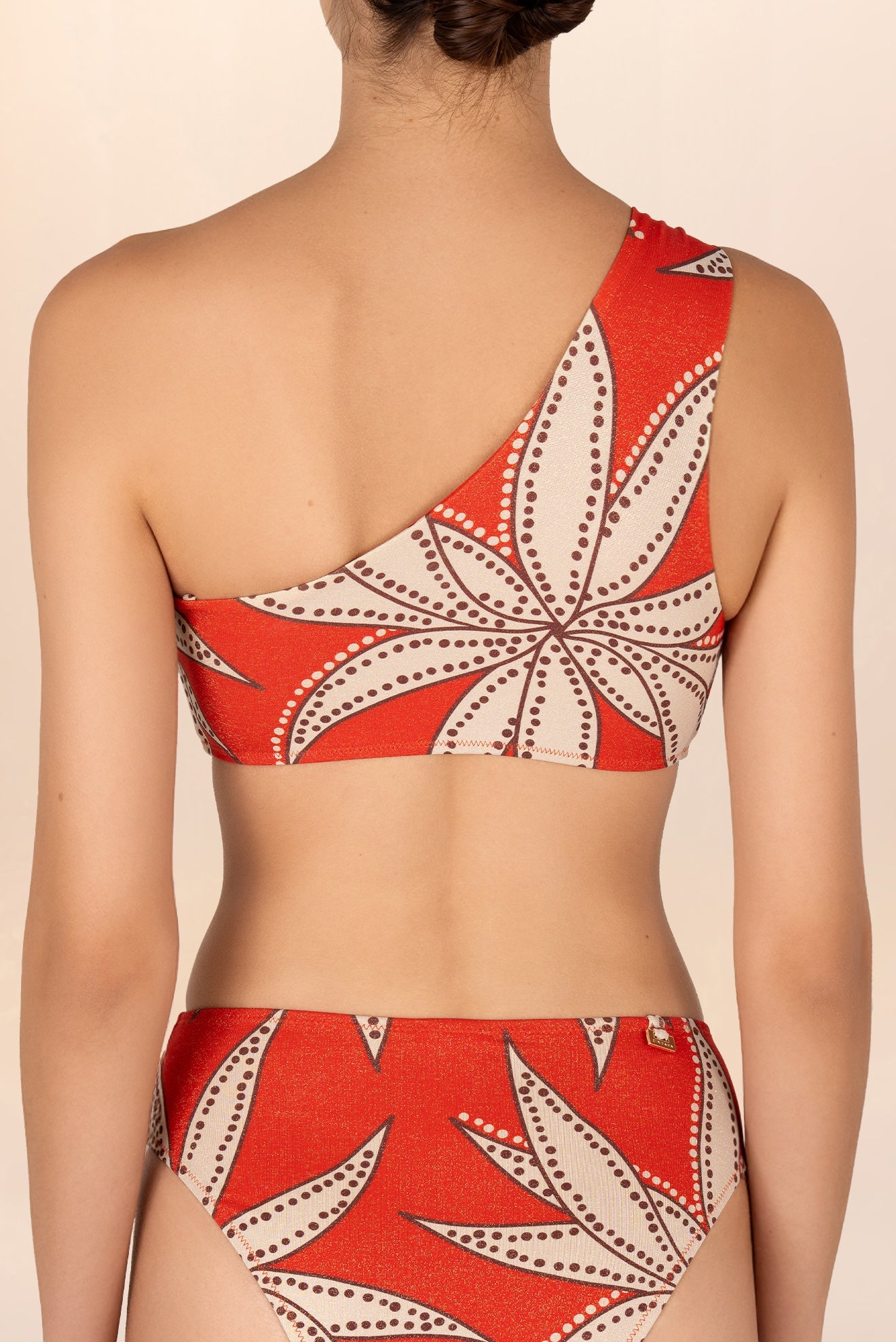 Nimes Asymmetric Top