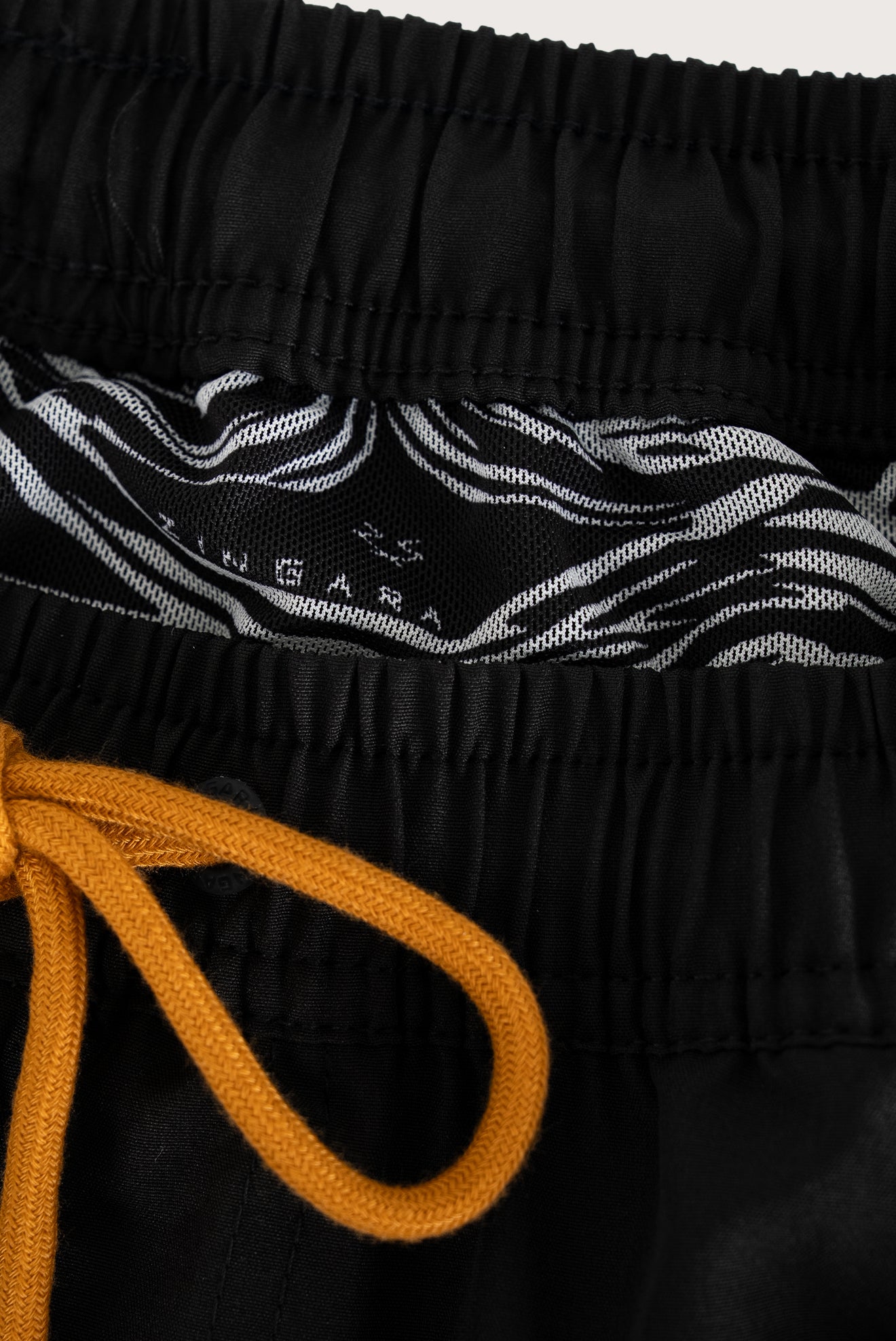 Short de Caballero Negro